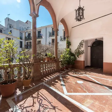 Appartement Casa Degli Affreschi A Palazzo Lungarini Palerme